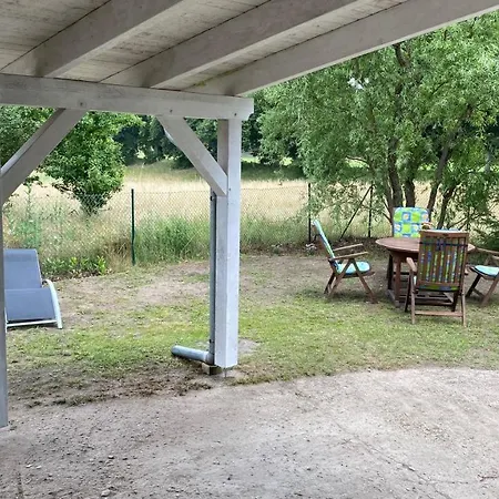 Felix Am Radweg Im Naturschutzgebiet Semesterbostad