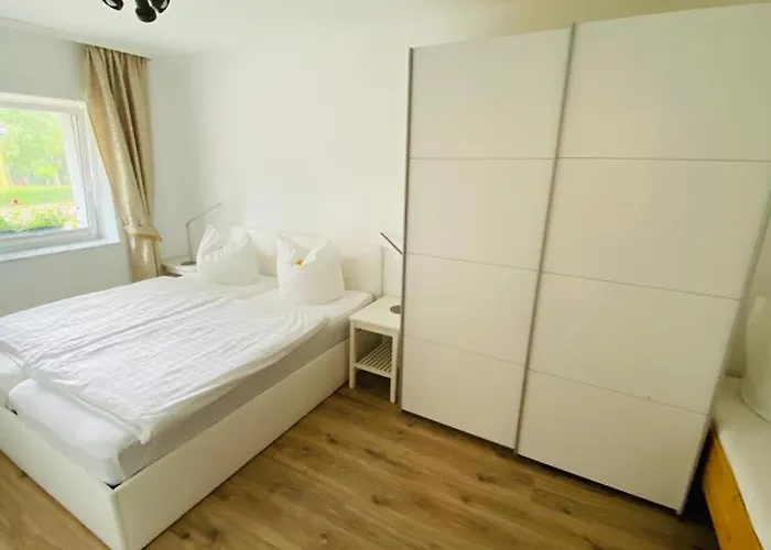 Felix Am Radweg Im Naturschutzgebiet Templin